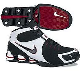 Vince Carter  signature Basketball Shoes: Nike Shox VC V (5) (2006-07 NBA Season)