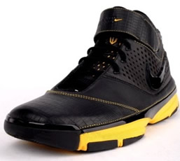 Kobe Bryant  signature Basketball Shoes: Nike Zoom Kobe II (2) (2006-07 NBA Season)
